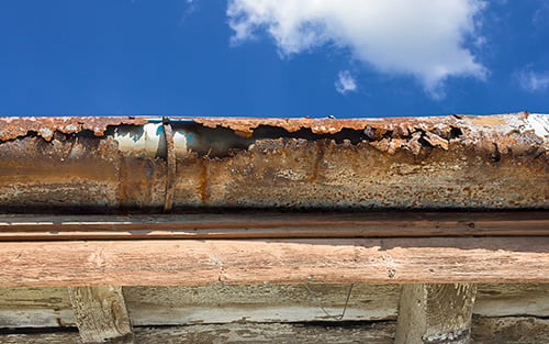 damaged gutter